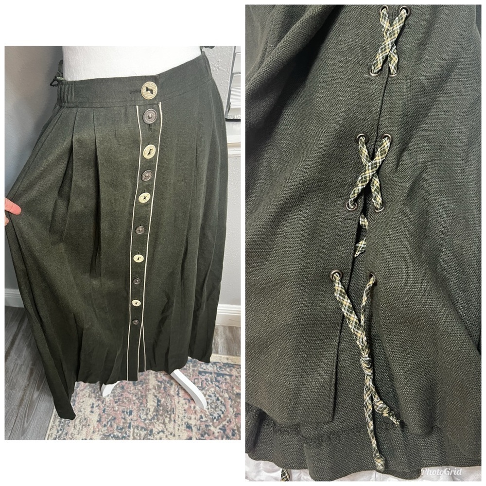 Alphorn Maxi Skirt Handmade Bead
Vintage Green Pleated Pockets elastic
Waist